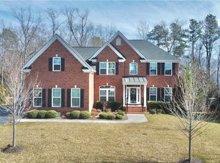 6207 Red Setter Ln, Moseley, VA 23120