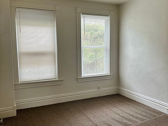 4th image of 674A Middle Ave