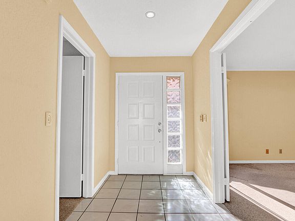5th image of 13 Ironwood Way N