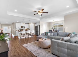 32 Sage Oak Dr, Decatur, AL 35603