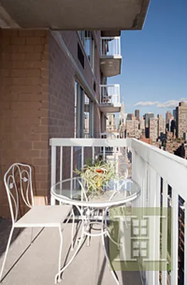 Sold by Halstead Real Estate | media 6