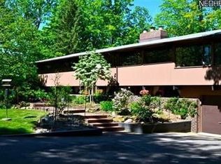 14 Pepper Ridge Rd, Pepper Pike, OH 44124