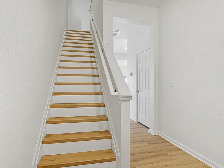 217 Sand Oak Blvd — Photo 9