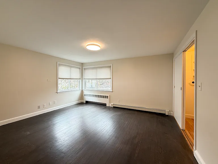 115 Grove St — Photo 8
