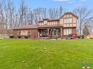 7334 Crosscut Rd, Holland, OH 43528