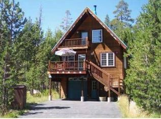 8637 Yuba Dr, Soda Springs, CA 95724