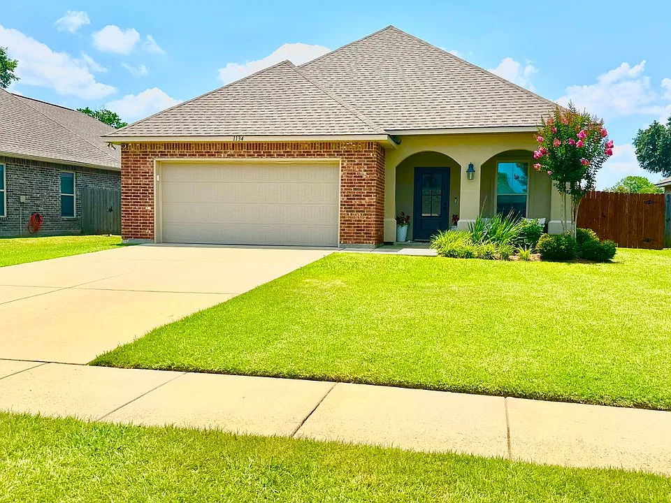 1134 Eli Conner Dr