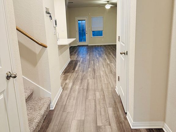 3rd image of 1645 Settlers Glen Dr