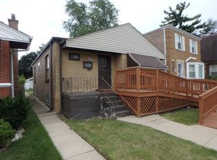 10725 S Eberhart Ave, Chicago, IL 60628
