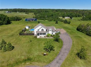 17 Sunrise Rdg, Sackville, NB E4L4S4