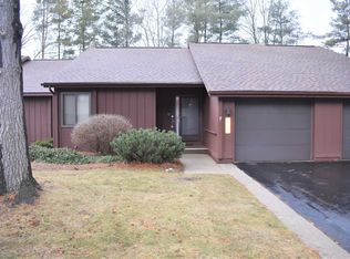 4928 Grandview Cir, Midland, MI 48640