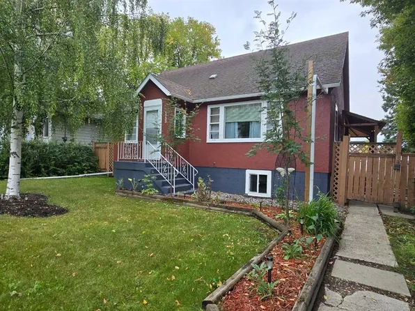 5033 S 6th Ave, Edson, AB T7E 1N7