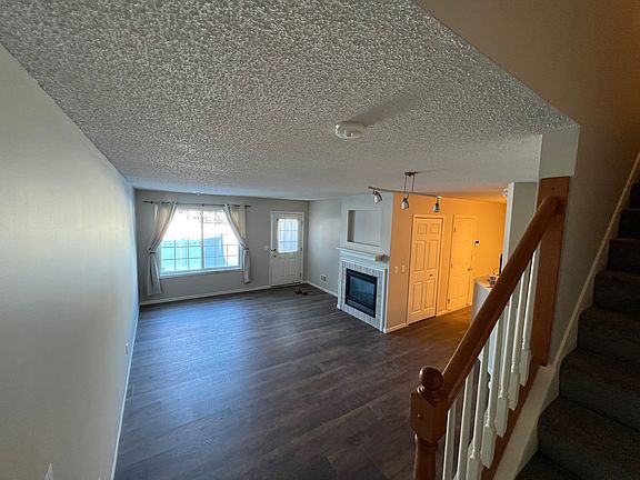 5th image of 2112 Grenadier Ave N
