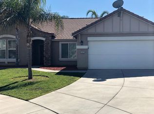 1975 W Picadilly Ln, Hanford, CA 93230