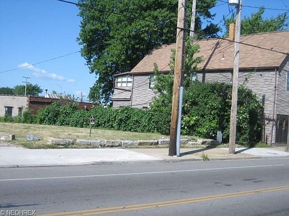 2nd image of 5601 Denison Ave