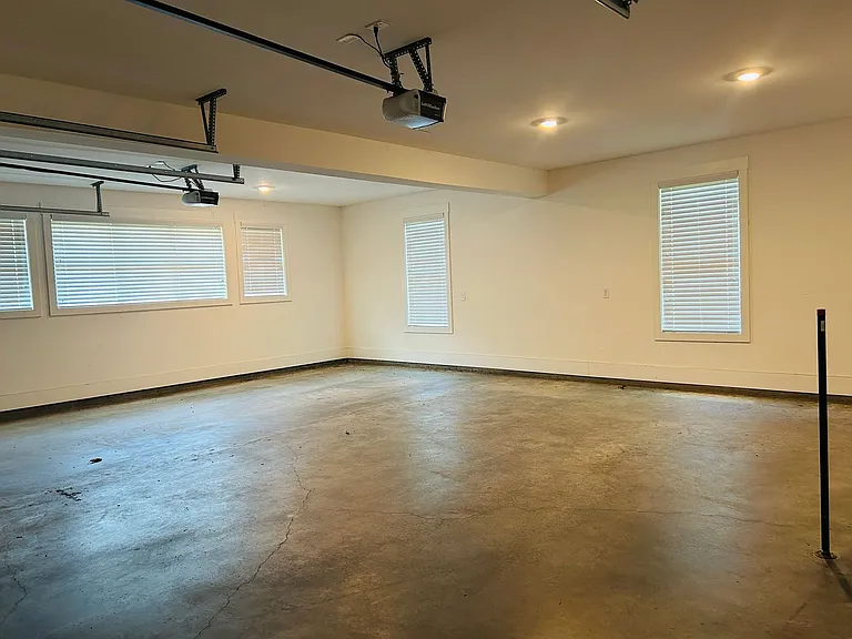 16 Anchor Ct — Photo 53