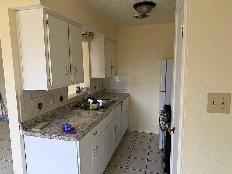 12935 Southspring Dr — Photo 6