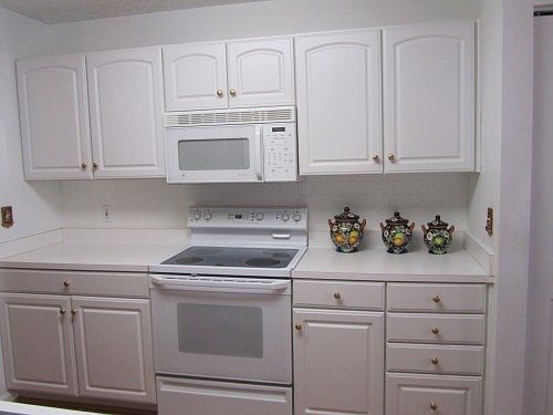 5th image of 100 Hazelnut Ct Unit 100B