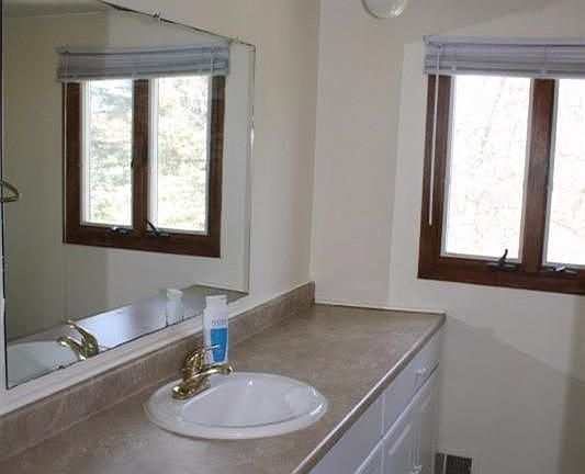 3rd image of 2845 Tuebingen Pkwy
