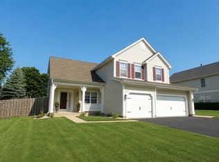 1778 Kennsington Ln, Crystal Lake, IL 60014