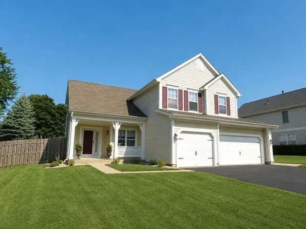 1778 Kennsington Ln, Crystal Lake, IL 60014