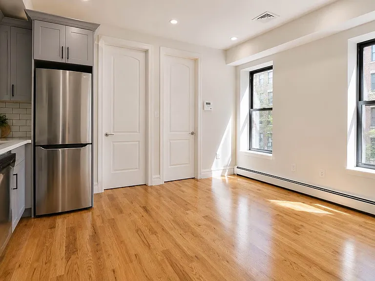 1576 Lincoln Pl #1F — Photo 3