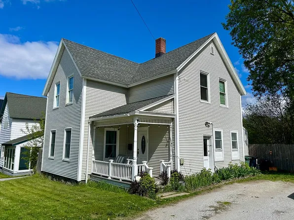 17 Hoyt St, Saint Albans, VT 05478