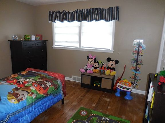 5th image of 56 Fruit Hill Dr
