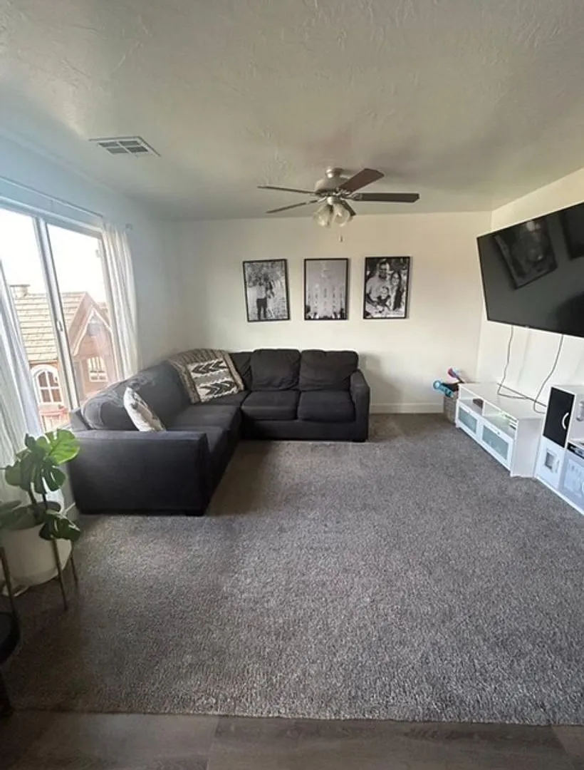 Desert Edge Townhome — Photo 2
