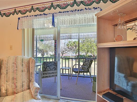 4th image of 205 46th Avenue Ter W APT 426