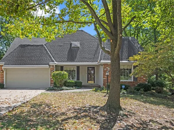 701 NW 44th Ter, Kansas City, MO 64116