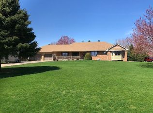 9616 E Marquand Dr, Rochelle, IL 61068