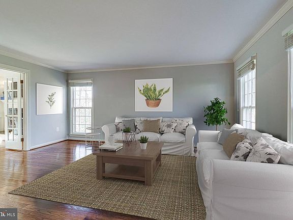 4th image of 6906 Brimstone Ln