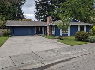 19215 89th Ave NE, Bothell, WA 98011