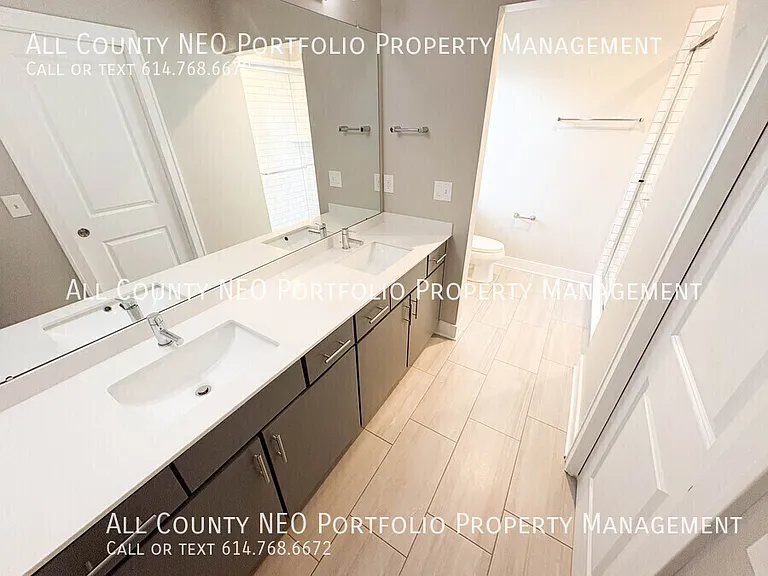 1383 N Grant Ave — Photo 22
