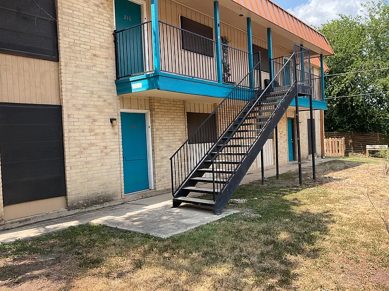 The Timbercreek Apartments — Photo 7