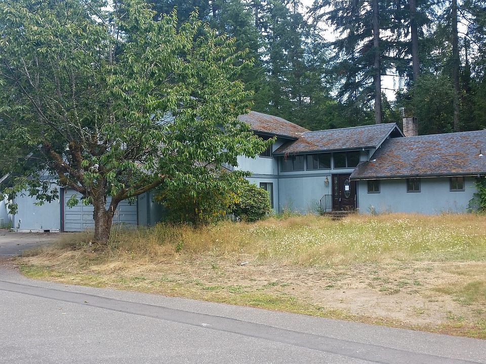 1st image of 11611 83rd Ave SW