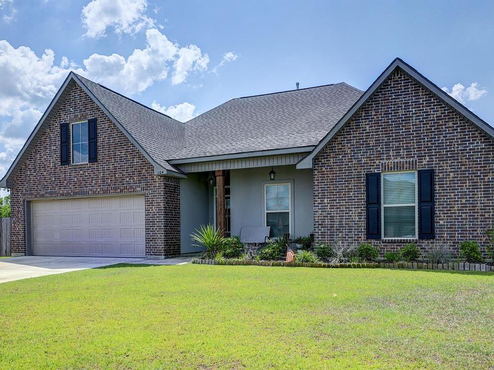 1st image of 104 Marigold Ln