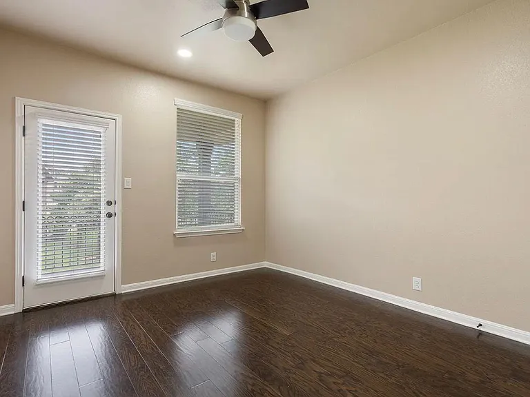 7324 Bandera Ranch Trl #B — Photo 23