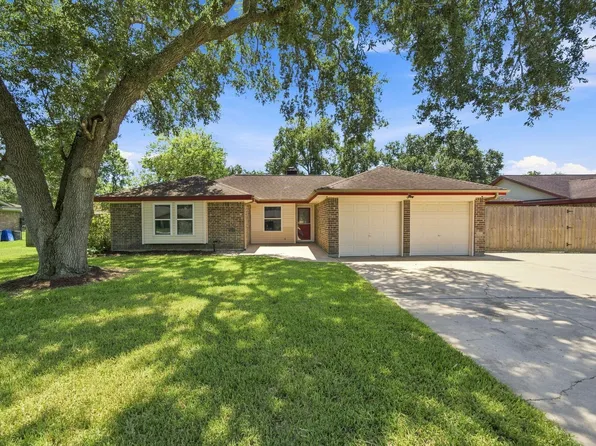 13317 Rene Cir, Santa Fe, TX 77510
