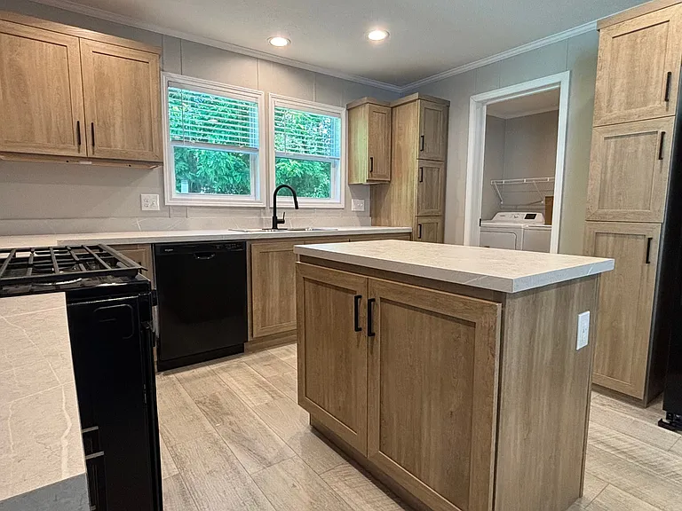 1415 Fisk Rd — Photo 16