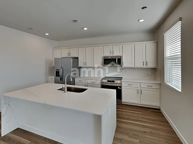 9543 E Friedel Dr — Photo 3