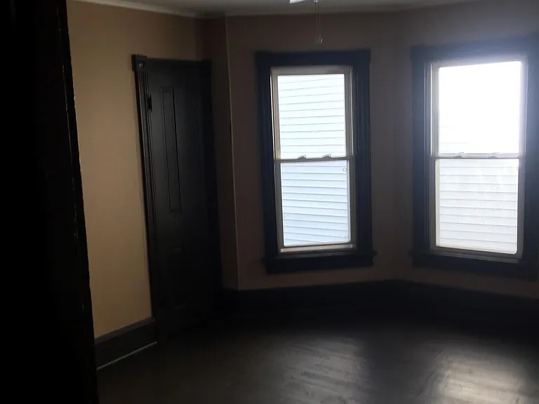 513 Reagan St #2 — Photo 6