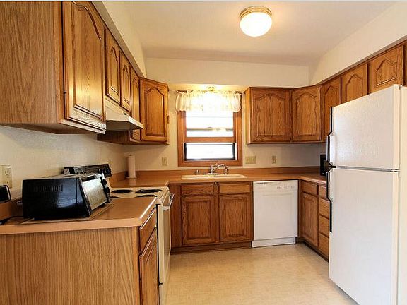 5th image of 230 N 110th St
