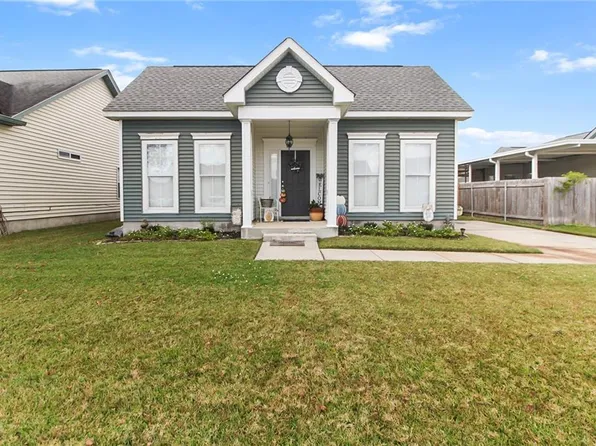 5228 Savannah Ln, Marrero, LA 70072