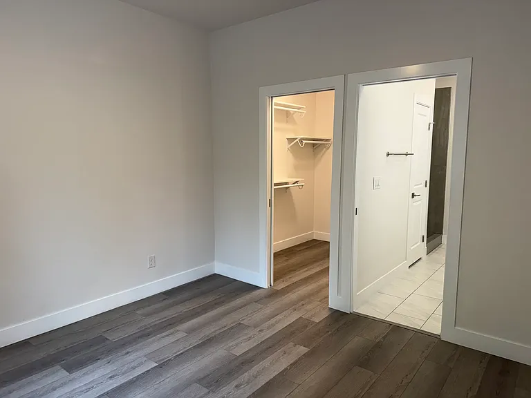 3212 S High St — Photo 10