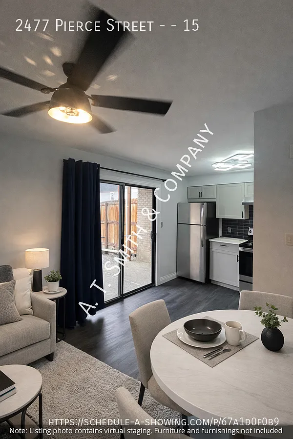 Pet Friendly 2 Bedroom Townhouse with Private Fenced Yard and Stainless-steel appliances! — Photo 1
