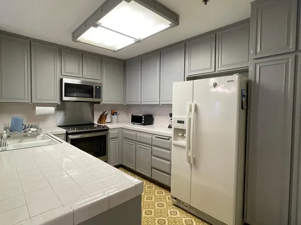 5765 Friars Rd, San Diego, CA