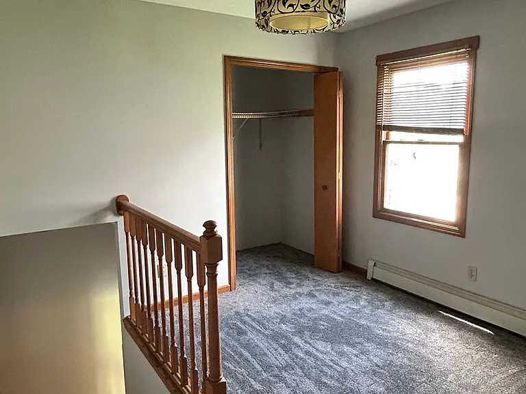 221 Coulter St — Photo 8