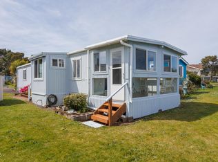 955 NE Mill St, Waldport, OR